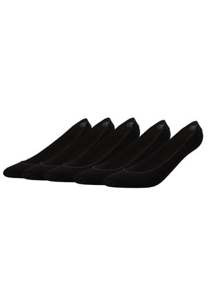 Ballerines noires en tissu doux, avec une texture lisse, un bout arrondi et un design bas. Cinq paires disposées en rang.
