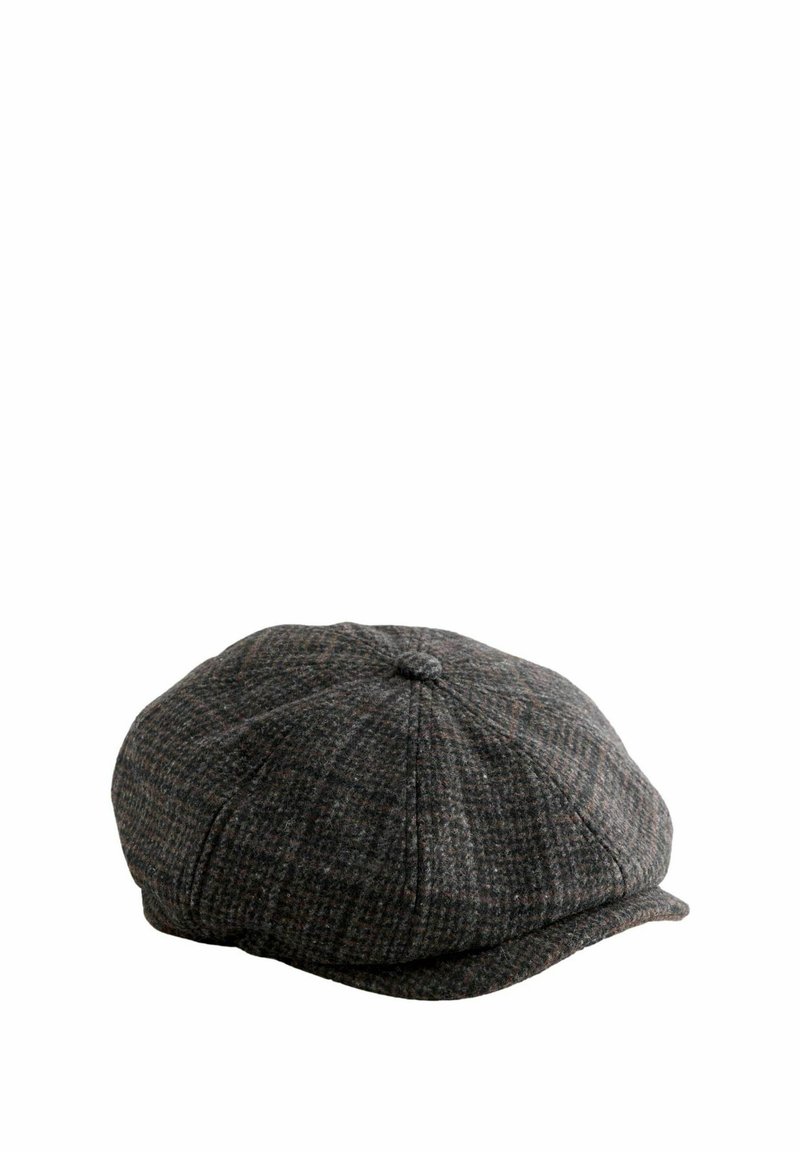 Grå rutigt nyhetskaps som är tillverkat av texturerad ull, med en rundad krona och en liten skärm, med knappdetalj på toppen.