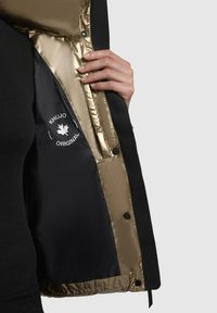 khujo RINJA SHINY - Winterjacke - gold