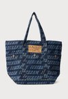 REPEAT LOGO TOTE BAG - Pirkinių krepšys - indigo