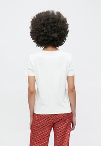 Marc Cain Tricou cu imprimeu - off-white