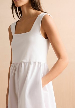 SQUARE NECK  - Maxikleid - white