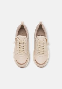 Jana Trainers - ivory