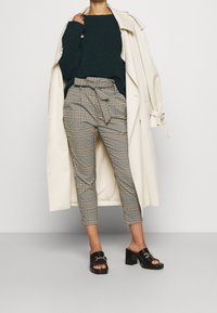 Vero Moda Petite Maglione - green