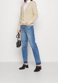 GAP Strickjacke - beige