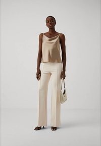 Bruuns Bazaar RAISELLABBMERIA TOP - Top - sand