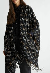 LIU JO PONCHO WITH JACQUARD LOGO - Mantella - black