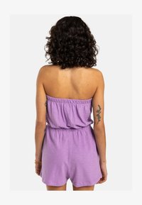 Selected, prism violet