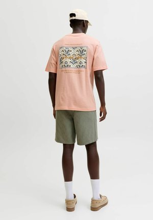 Jack & Jones T-SHIRT T-SHIRT - T-shirt imprimé - peach melba