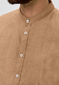s.Oliver BLACK LABEL Overhemd - sandstein