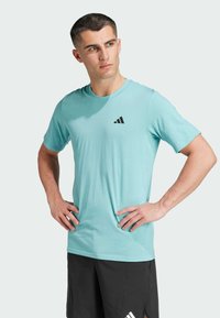 adidas Performance ESSENTIALS FEEL READY - Camiseta deportiva - mint ton   black