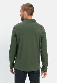 camel active Langærmet T-shirt - leaf green