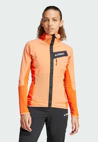 Adidas Terrex TECHROCK  pomarańczowy