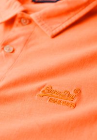 Superdry & Co ESSENTIAL LOGO - Poloshirt - dry fluro orange