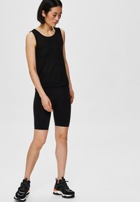 Selected Femme Šortai - black