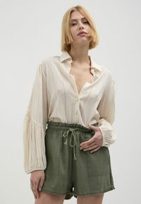 Calliope Shorts - verde