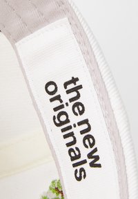 The New Originals BLOCK PARTY UNISEX - Cap - white alyssum
