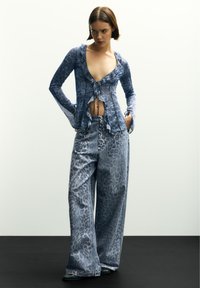 PULL&BEAR Bluza - blue