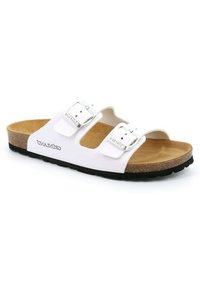 Sandal in bianco con due cinturini e fibbie argentate, soletta in sughero, insole marrone testurizzato e suola in gomma nera. Nome del marchio visibile di lato.