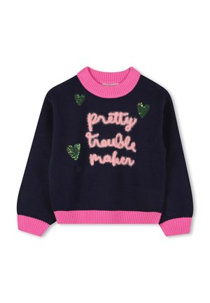 Granatowy sweter z różowym kołnierzem i mankietami, zielone cekinowe serduszka oraz różowy puszysty napis „pretty trouble maker” z przodu.