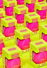BEAUTYBLENDER BESTIES ICONIC 2024 - Make-upsponsjes & -blenders - pink