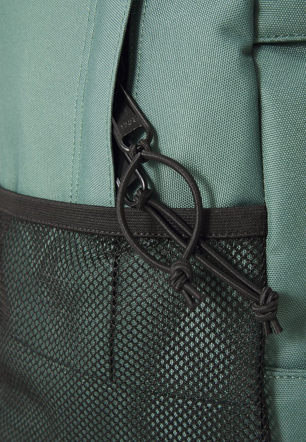 KICKFLIP BACKPACK UNISEX - Rucksack - silver pine4