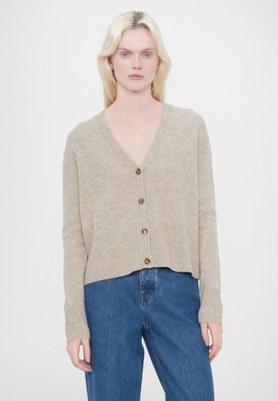CLOSED V NECK - Neuletakki - beige