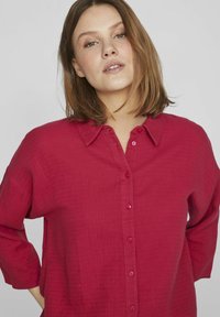 VILA Blus - cerise