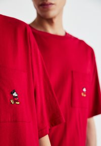 GAP TEE UNISEX - Trükipildiga T-särk - sled