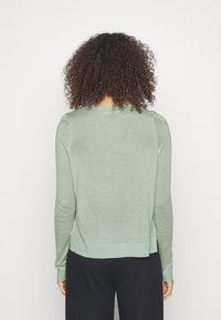 Vero Moda Tall Strickpullover - green