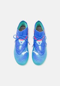 Puma FUTURE 7 ULTIMATE MG - Kõva pinnase jalgpallisaapad - bluemazing/white/electric peppermint