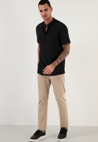 Buratti SHORT SLEEVE - Ing - black