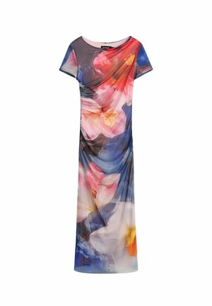 Gėlėta suknelė su trumpomis rankovėmis ir raukšlėtomis šonais, puošta didelėmis rožinėmis, oranžinėmis ir mėlynomis gėlėmis ant spalvoto fono.