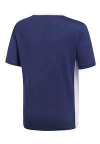 Krátké tričko námořnické modré barvy s texturovanou tkaninou. Bílé akcenty po stranách a kulatý výstřih. Hladký povrch, standardní střih.