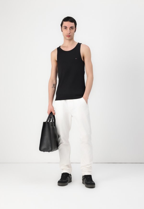 SLIM FLAG TANK - Top3