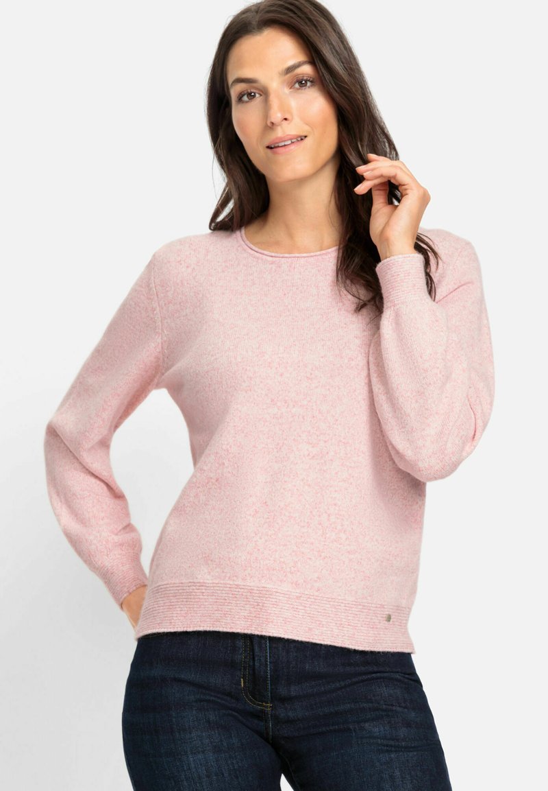 Hellsrosaner Strickpullover mit rundem Halsausschnitt, langen Ärmeln, gerippten Bündchen und einem leicht verkürzten Saum mit einem dezenten strukturierten Muster.