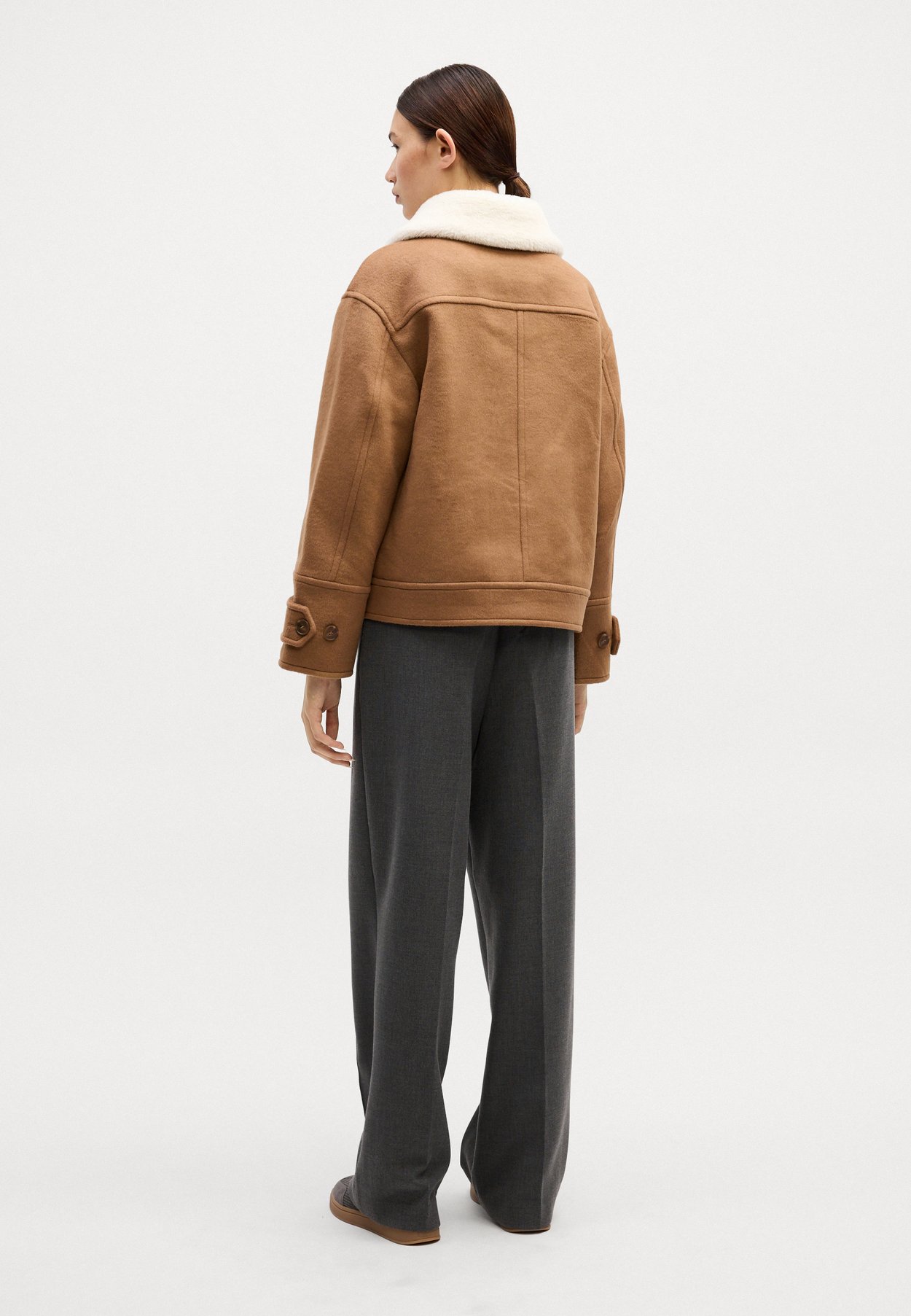 FLIGHT JACKET