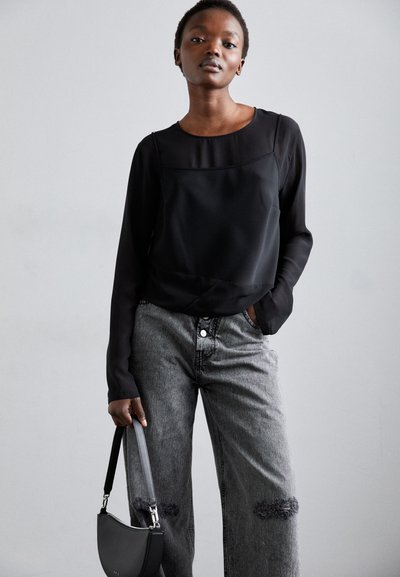 MM6 Maison Margiela PANTS POCKETS - Relaxed fit jeans - black