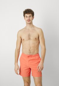 Lyle & Scott SWIM  - Plaukimo šortai - tangerine tango
