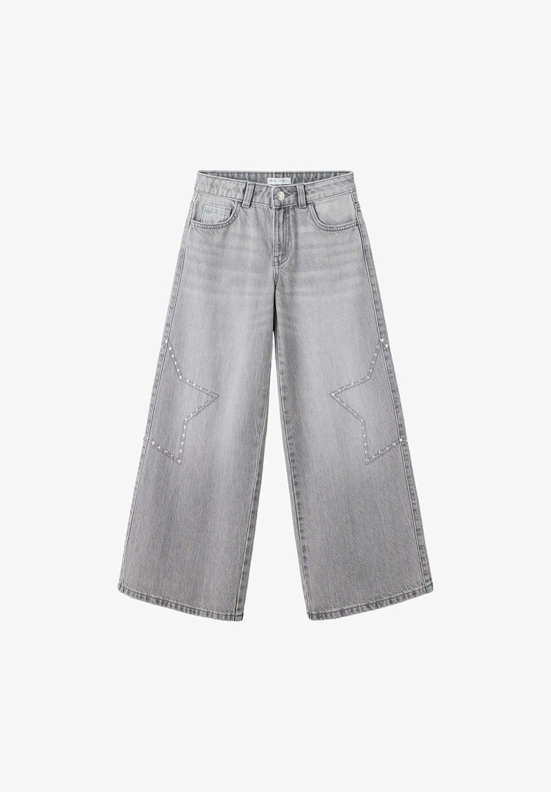 Jean denim gris à jambes larges, taille haute, avec des motifs cloutés en forme d'étoile sur les deux jambes.