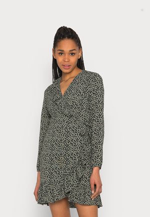 ONLY ONLCARLY L/S SHORT NOOS WVN - Φόρεμα ημέρας - granite green