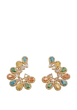 Orecchini dorati con design floreale, impreziositi da gemme a goccia e ovali colorate in rosa, verde, blu, giallo e trasparente.