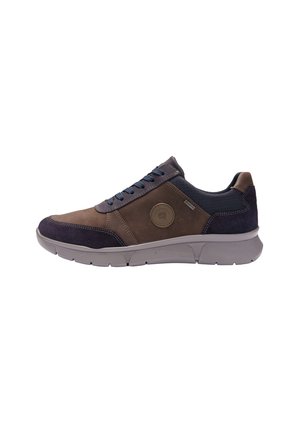 Brown and navy sneaker with a smooth leather and suede upper, featuring blue laces, logo detail, and a textured rubber sole.