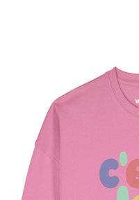 Roze katoenen sweatshirt met een ronde hals en korte mouwen. Bevat een kleurrijk grafisch ontwerp van abstracte vormen in blauw, groen en oranje.