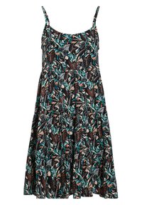 Robe fleurie à fines bretelles, fond noir avec des motifs de feuilles vibrantes en vert, marron et blanc. Design à volants avec une silhouette fluide.