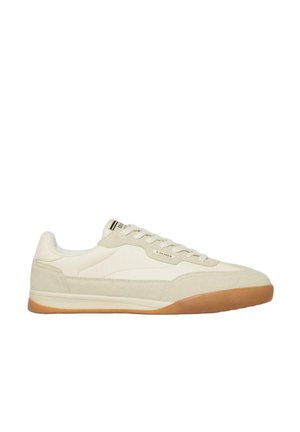 Beiger Sneaker mit niedriger Schaft mit cremefarbenen Wildleder-Einsätzen, Schnürverschluss, Gummisohle und "s.Oliver"-Markierung an der Seite und Zunge.