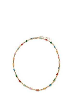 Gullkjede med rektangulære flerfargede edelstener i rødt, blått, grønt, lilla og gult, med hummerlåskrok og forlengelseskjede.