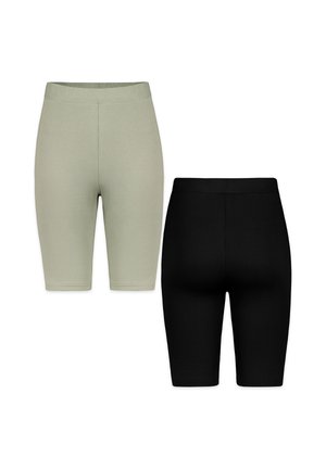 Zwei Paar gerippte Strick-Biker-Shorts, ein hellgraues Paar von vorne und ein schwarzes Paar von hinten, auf weißem Hintergrund gezeigt.