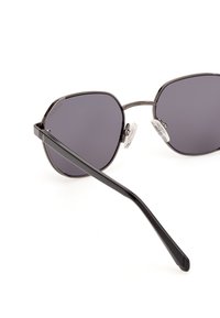 Guess Occhiali da sole - grigio antracite lucido grigio fumo