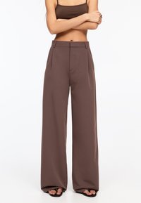 PULL&BEAR - DARTED - Stoffhose - brown Thumbnail-Bild 1